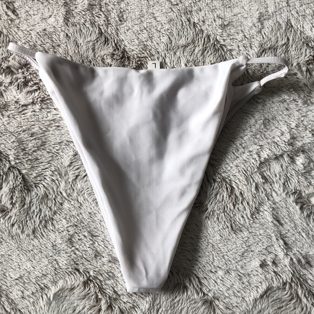 Bathing suit bottom - Picture 2 of 2